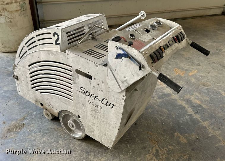 image for item NL9100 2004 Soff-Cut X-2500  concrete saw