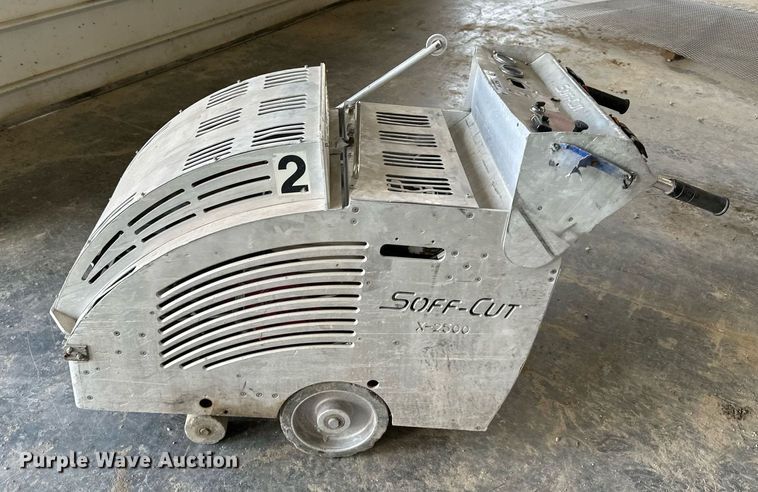 image for item NL9100 2004 Soff-Cut X-2500  concrete saw