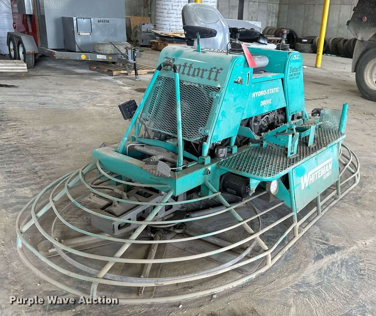 image for item NL9102 Whiteman  power trowel