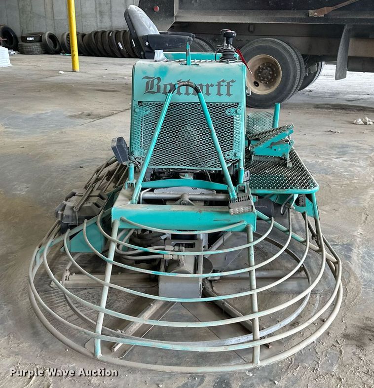 image for item NL9102 Whiteman  power trowel