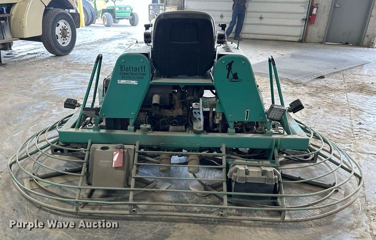 image for item NL9102 Whiteman  power trowel