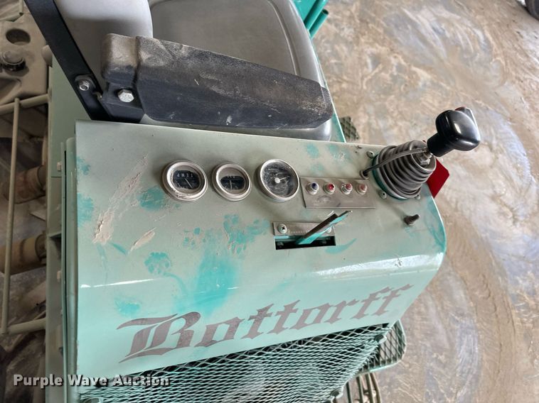 image for item NL9102 Whiteman  power trowel