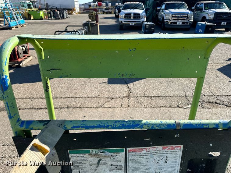 image for item NL9130 JLG lift basket