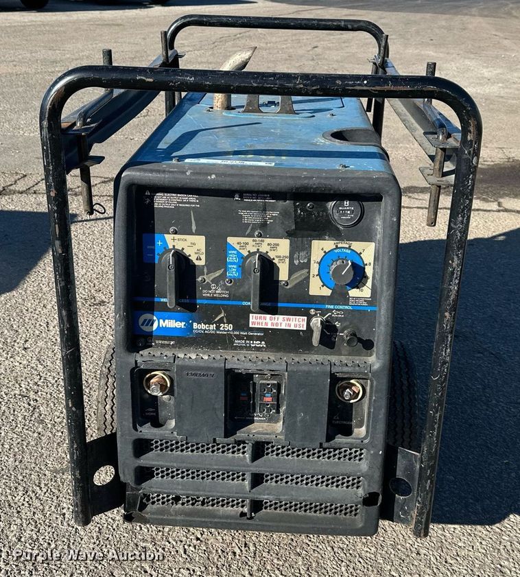 image for item NL9136 Miller Bobcat 250 welder/generator