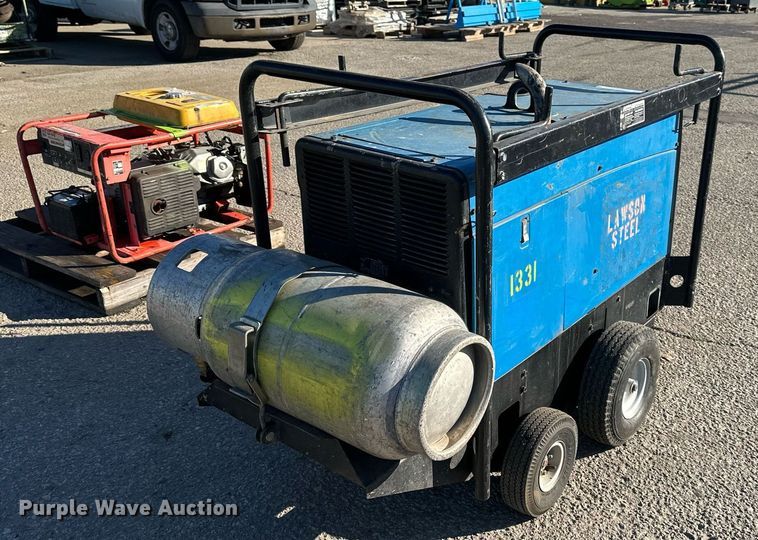 image for item NL9136 Miller Bobcat 250 welder/generator