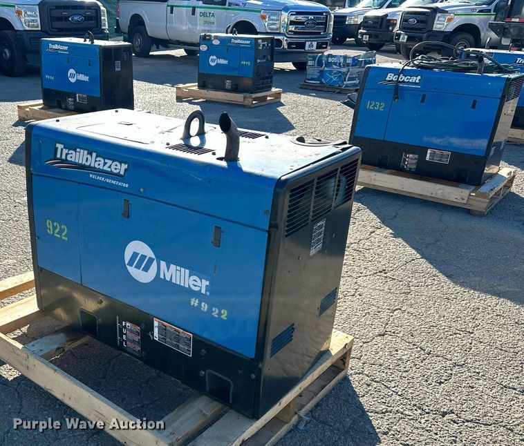 image for item NL9144 Miller Trailblazer 325 EFI welder/generator