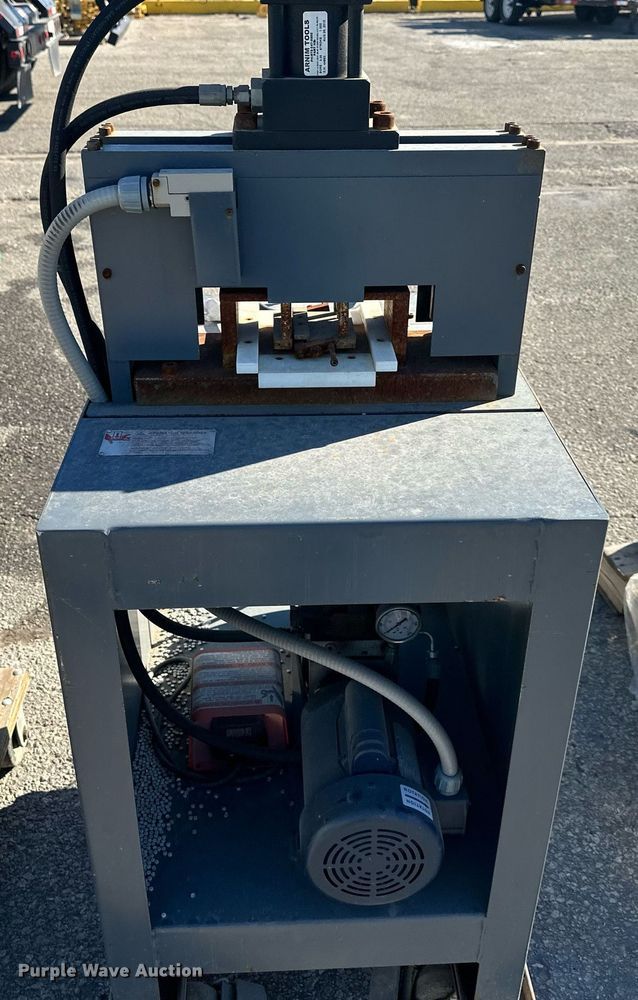 image for item NL9148 (3) presses