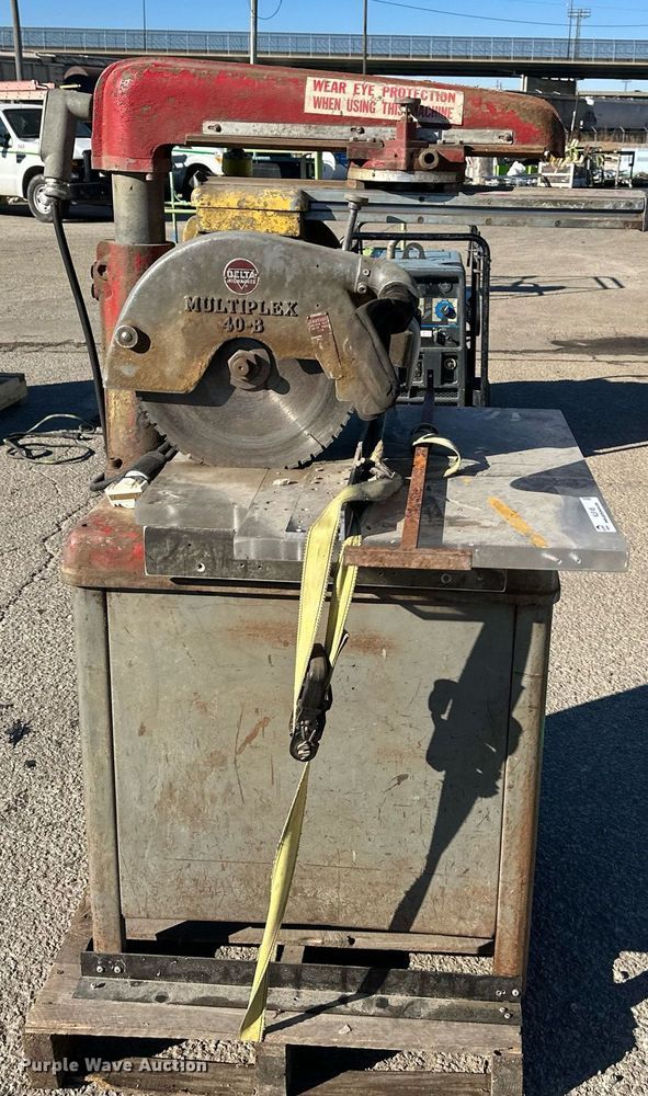 image for item NL9149 Delta Multiplex 40-B saw