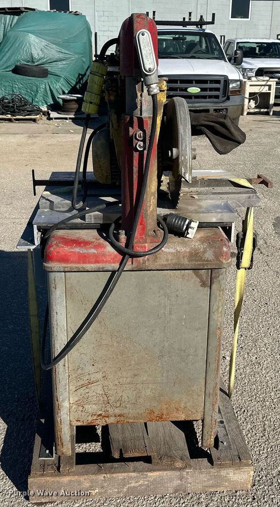 image for item NL9149 Delta Multiplex 40-B saw