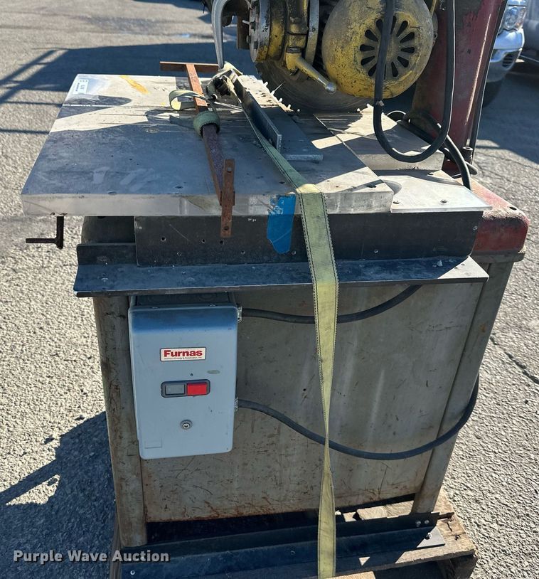 image for item NL9149 Delta Multiplex 40-B saw