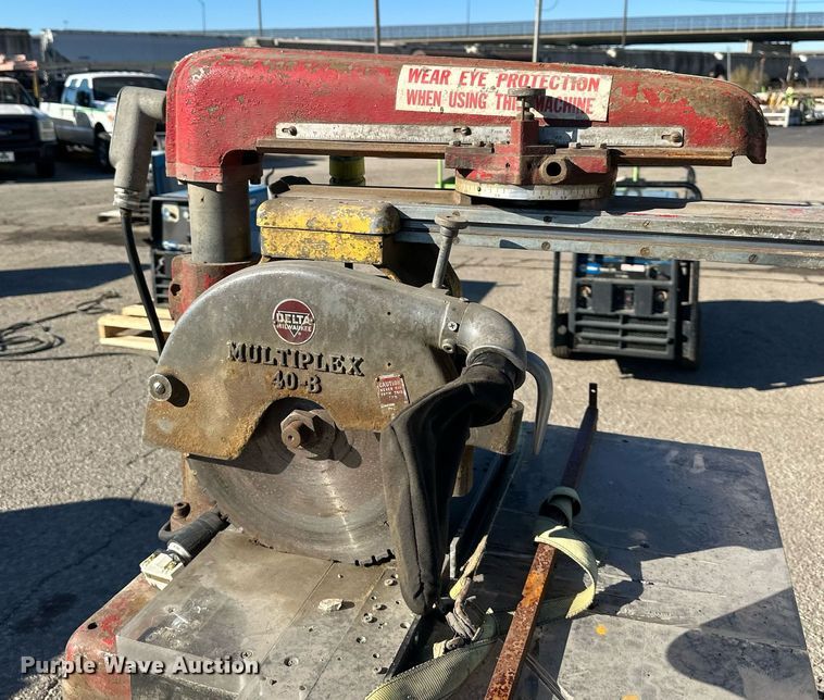 image for item NL9149 Delta Multiplex 40-B saw