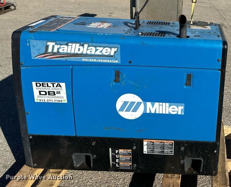 image for item NL9155 Miller Trailblazer 325 EFI welder/generator