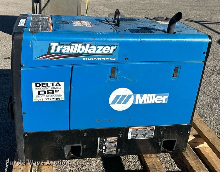 image for item NL9155 Miller Trailblazer 325 EFI welder/generator