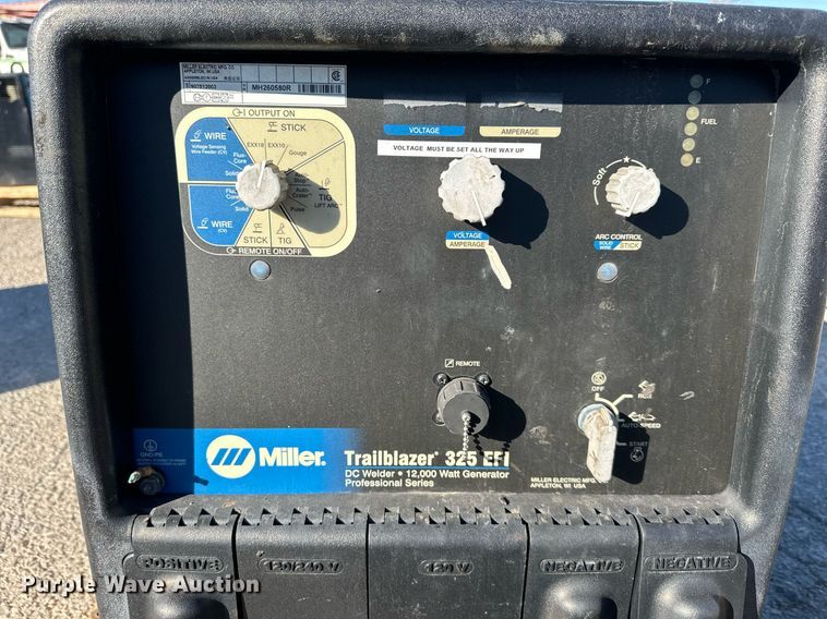 image for item NL9156 Miller Trailblazer 325 EFI  welder/generator