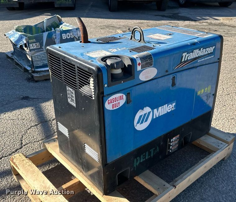 image for item NL9157 Miller Trailblazer 325 EFI welder/generator