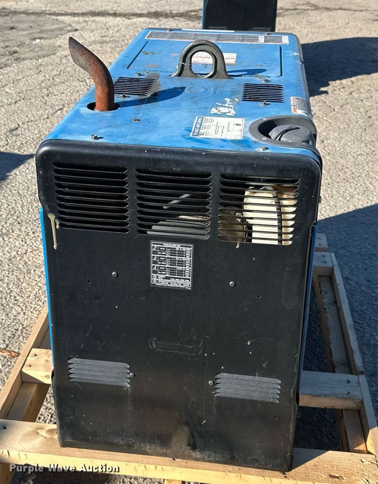 image for item NL9157 Miller Trailblazer 325 EFI welder/generator