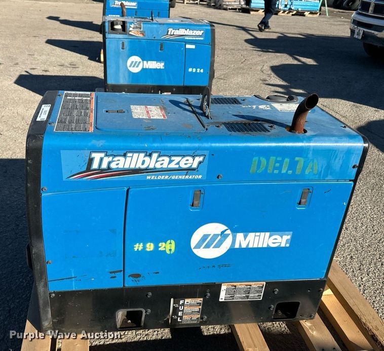 image for item NL9157 Miller Trailblazer 325 EFI welder/generator