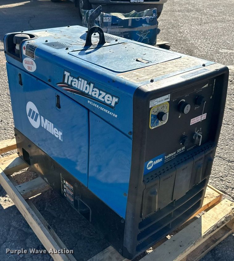 image for item NL9158 Miller Trailblazer 325 EFI welder/generator