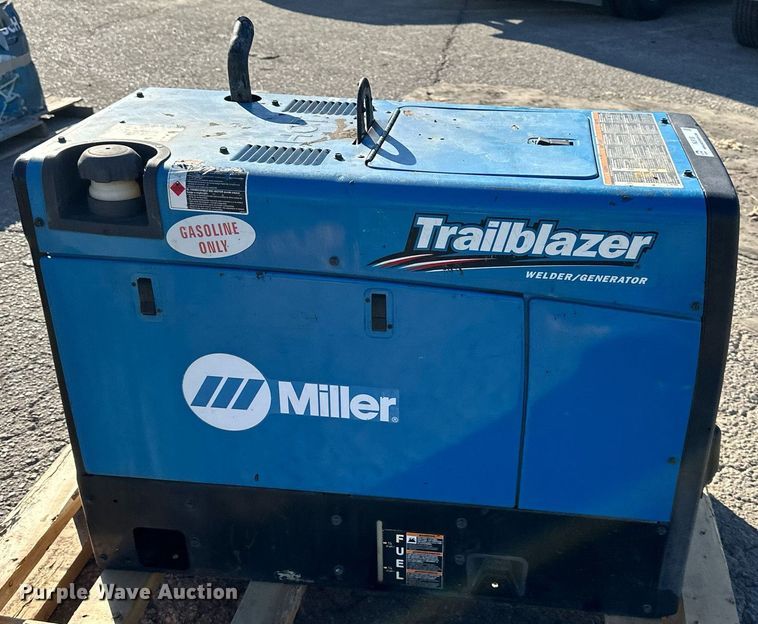 image for item NL9158 Miller Trailblazer 325 EFI welder/generator