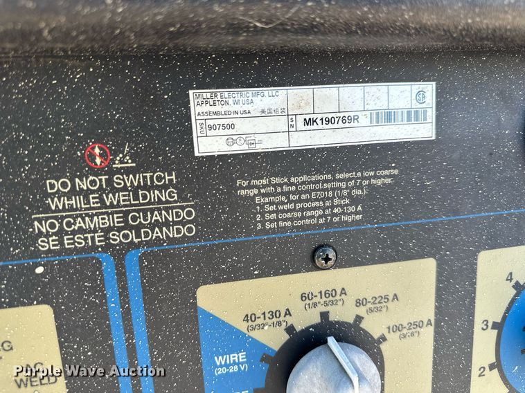 image for item NL9159 Miller  Bobcat 250 welder/generator