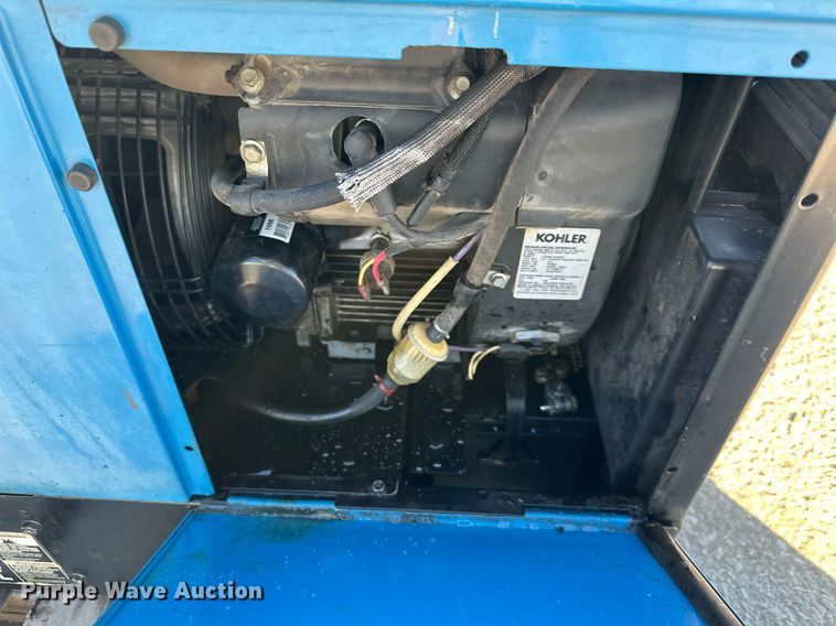 image for item NL9160 Miller Bobcat 225 welder/generator