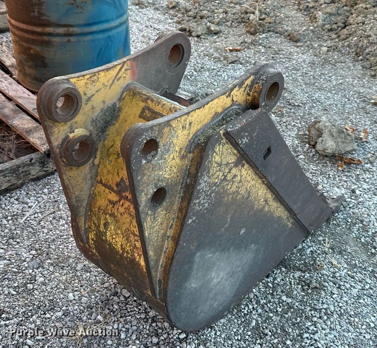 image for item NL9196 Backhoe bucket