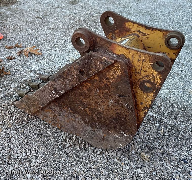 image for item NL9196 Backhoe bucket