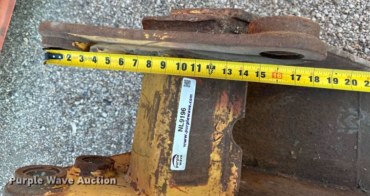 image for item NL9196 Backhoe bucket