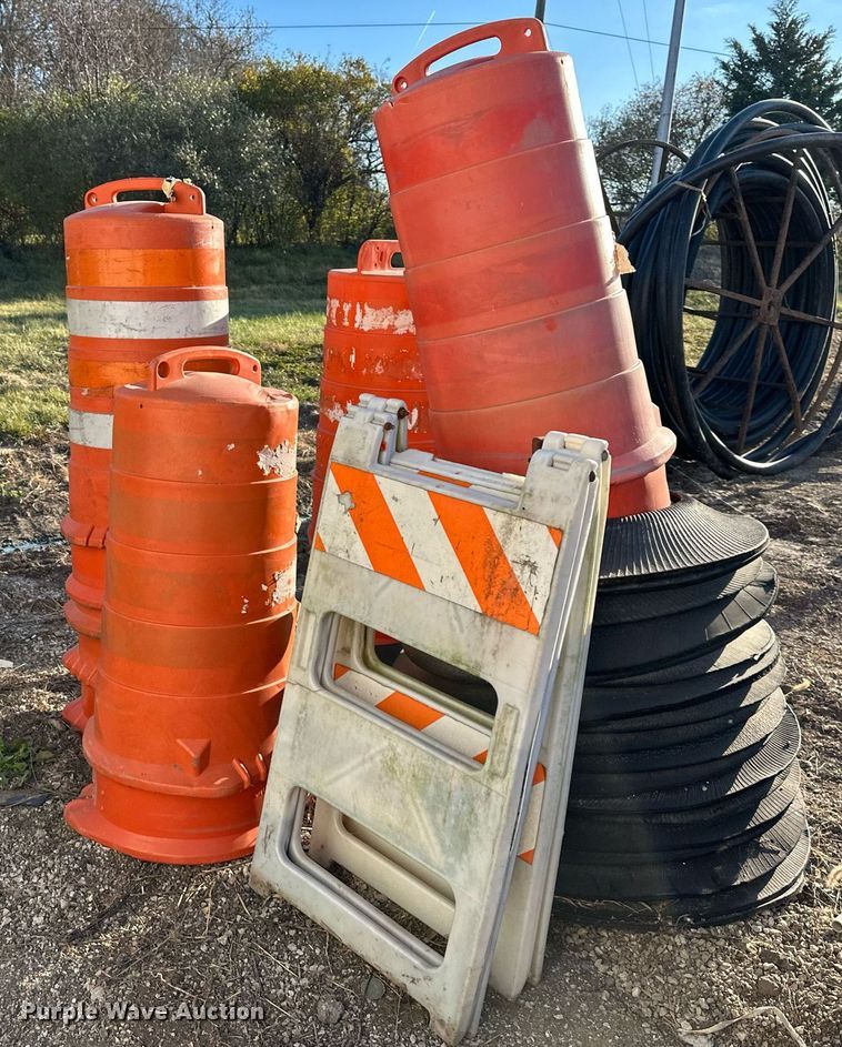 image for item NL9197 Road safety equipment