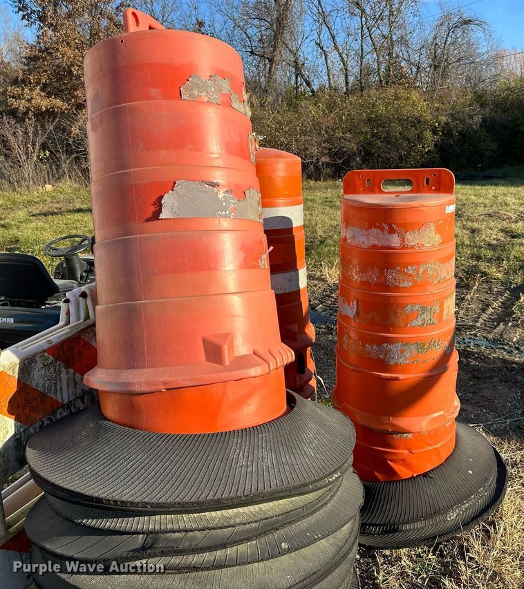 image for item NL9197 Road safety equipment