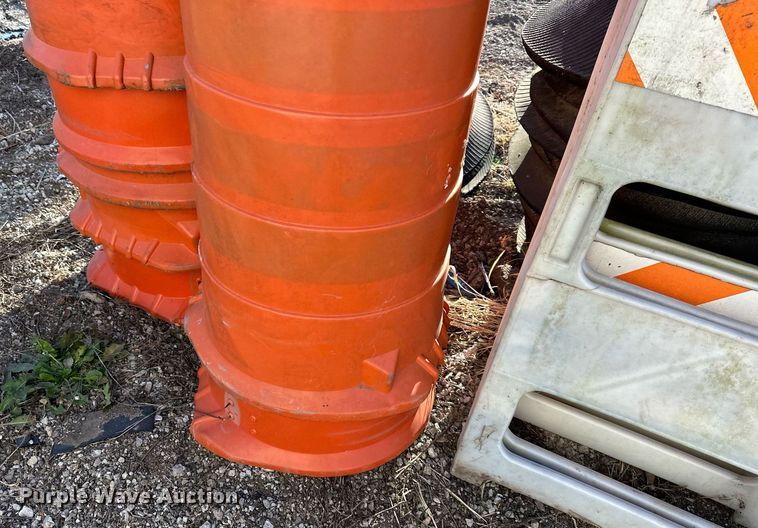 image for item NL9197 Road safety equipment