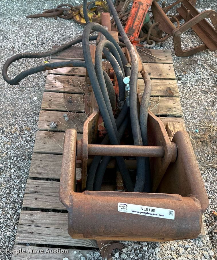 image for item NL9199 Breaker