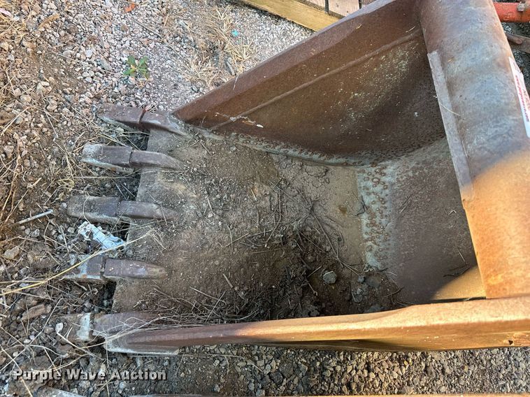 image for item NL9200 (2) Wain Ray backhoe buckets