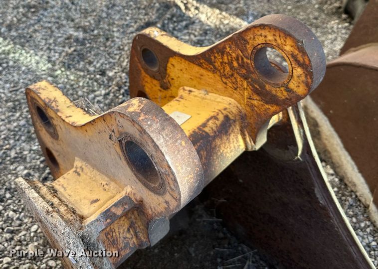 image for item NL9201 (4) backhoe buckets