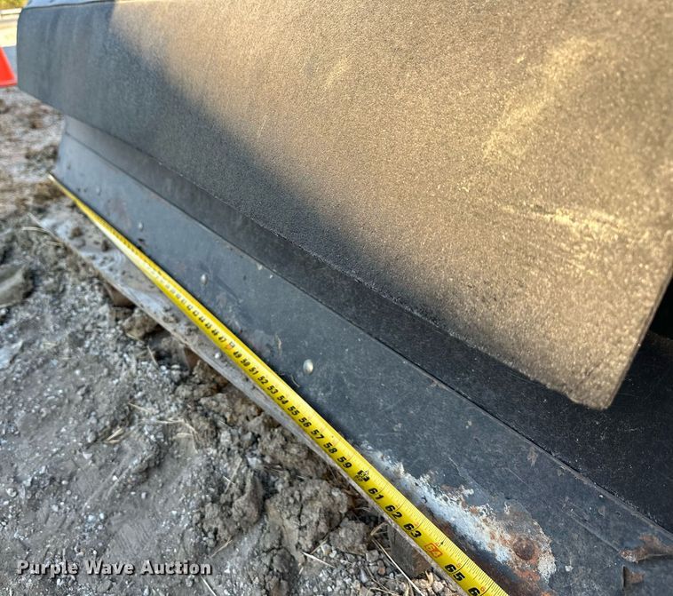 image for item NL9202 Kubota  snow plow