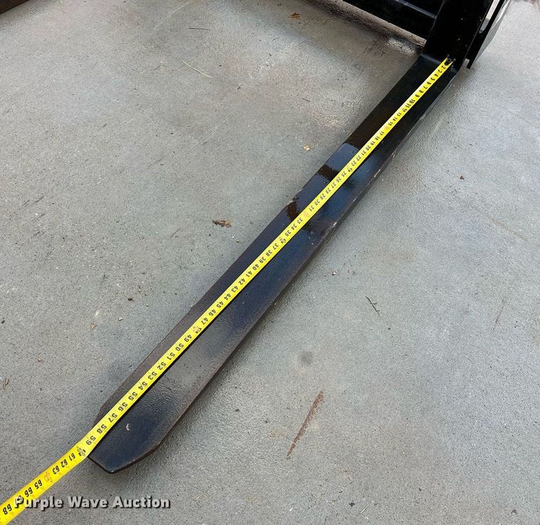 image for item NM9000 Caterpillar 532-7610  forks