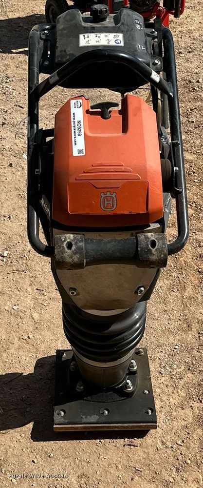 image for item NO9298 Husqvarna LT6005  plate compactor