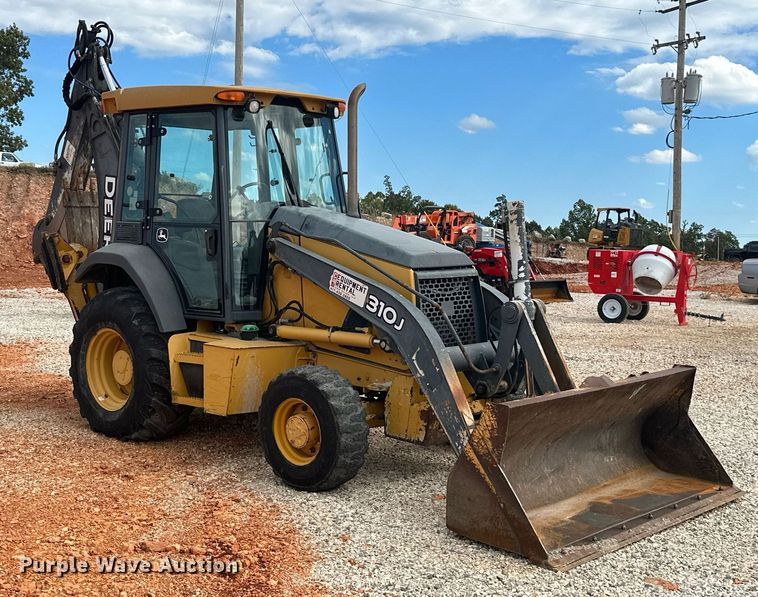 image for item NO9310 2011 John Deere 310J  backhoe