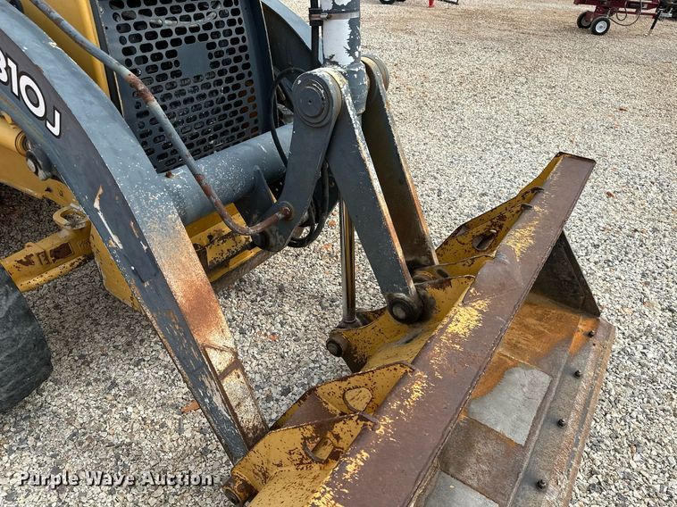 image for item NO9310 2011 John Deere 310J  backhoe