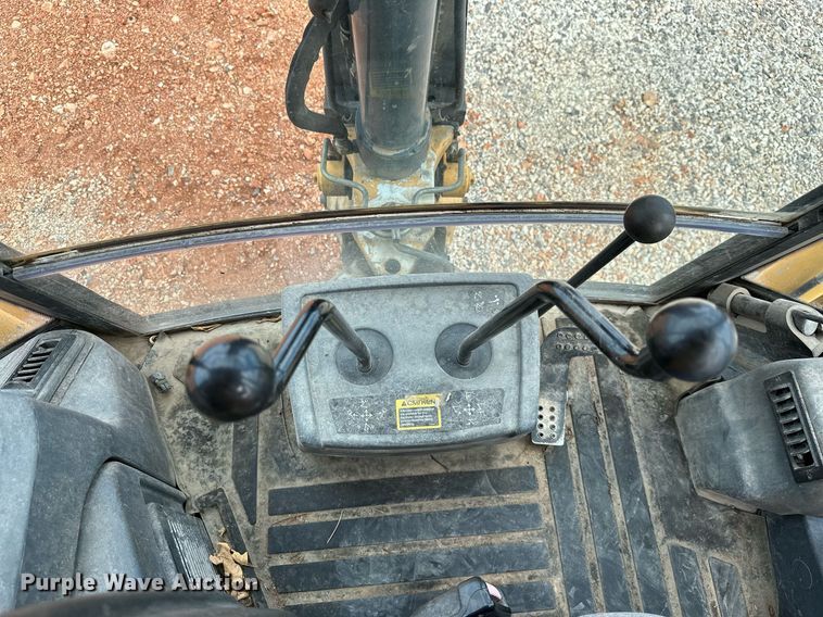 image for item NO9310 2011 John Deere 310J  backhoe