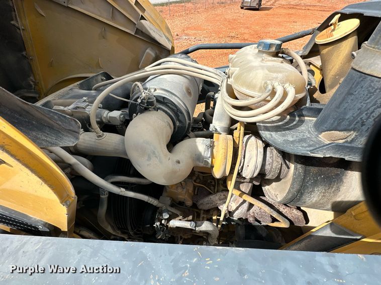 image for item NO9310 2011 John Deere 310J  backhoe