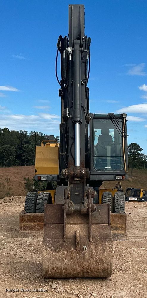 image for item NO9311 2012 Volvo EW180D  wheeled excavator