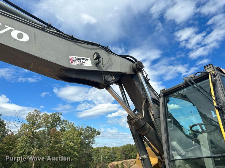 image for item NO9311 2012 Volvo EW180D  wheeled excavator