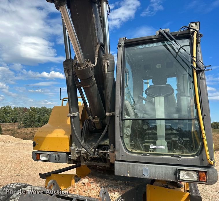 image for item NO9311 2012 Volvo EW180D  wheeled excavator