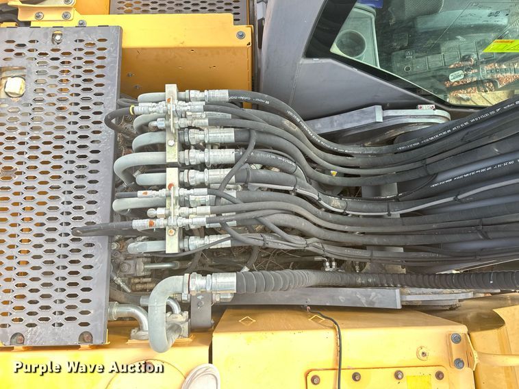 image for item NO9311 2012 Volvo EW180D  wheeled excavator