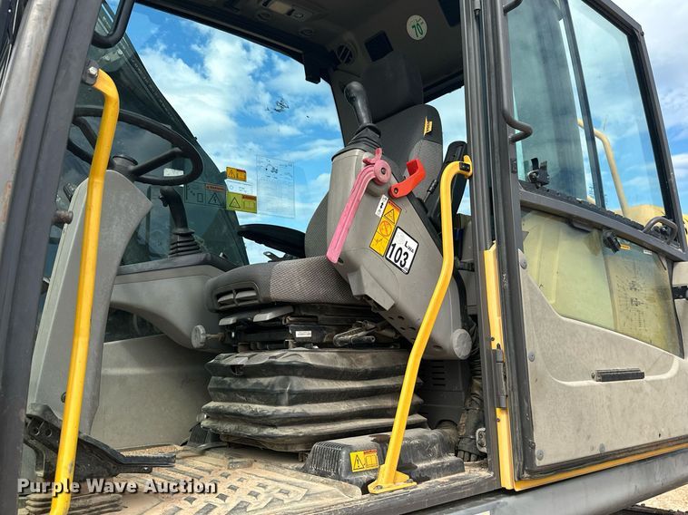 image for item NO9311 2012 Volvo EW180D  wheeled excavator