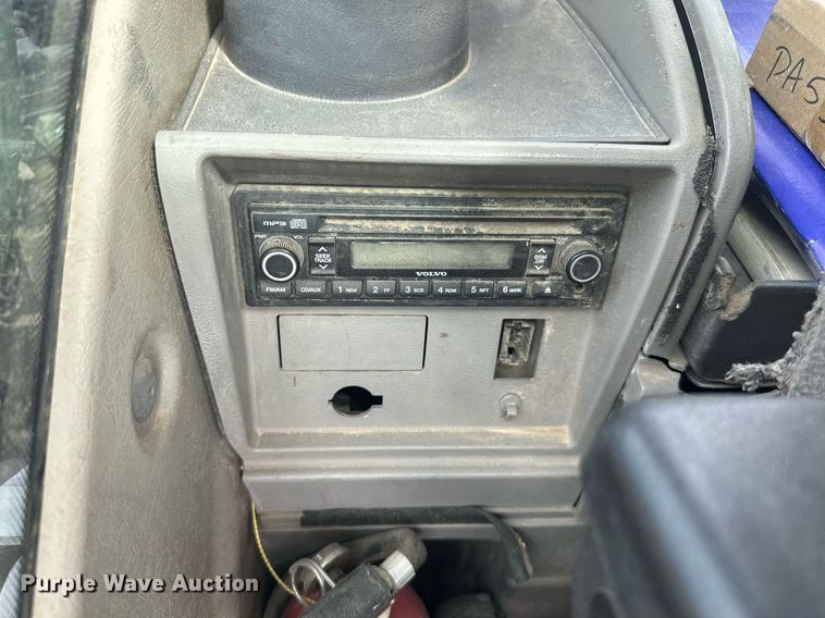 image for item NO9311 2012 Volvo EW180D  wheeled excavator