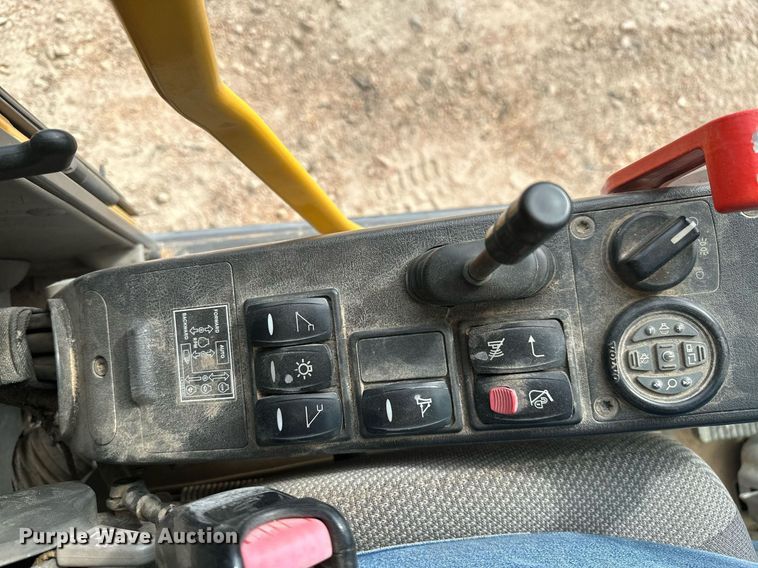 image for item NO9311 2012 Volvo EW180D  wheeled excavator