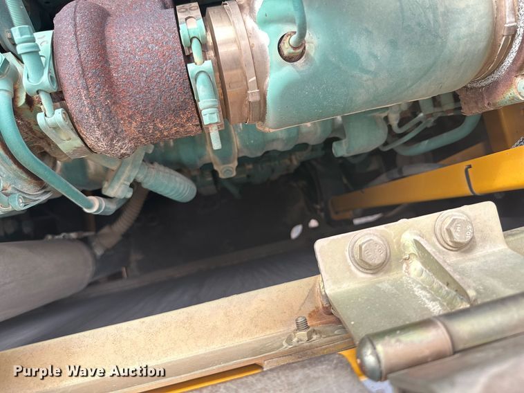 image for item NO9311 2012 Volvo EW180D  wheeled excavator