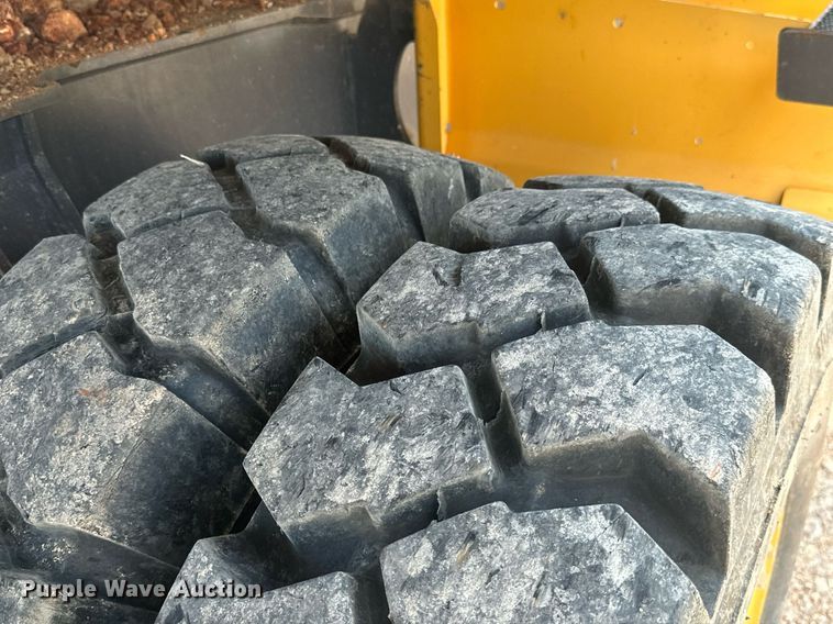 image for item NO9311 2012 Volvo EW180D  wheeled excavator